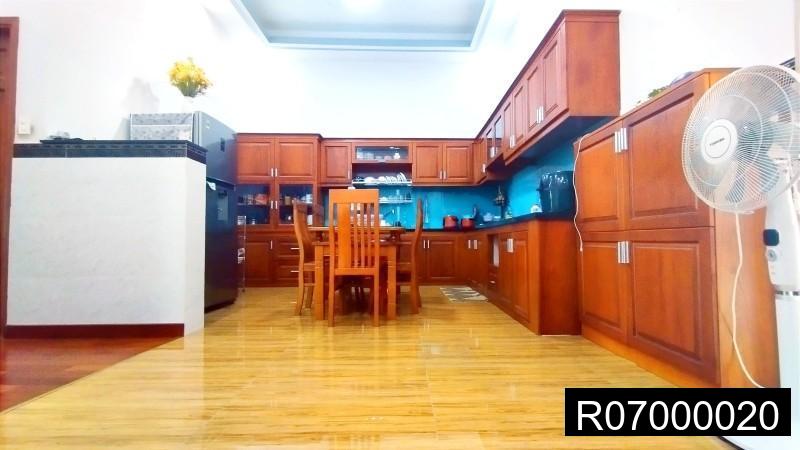 🔥 NHÀ ĐẸP QUẬN 7 - 232M² - GIÁ HẤP DẪN 9.6 Tỷ!